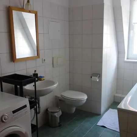 Apartment Mansarden Ferienwohnung *